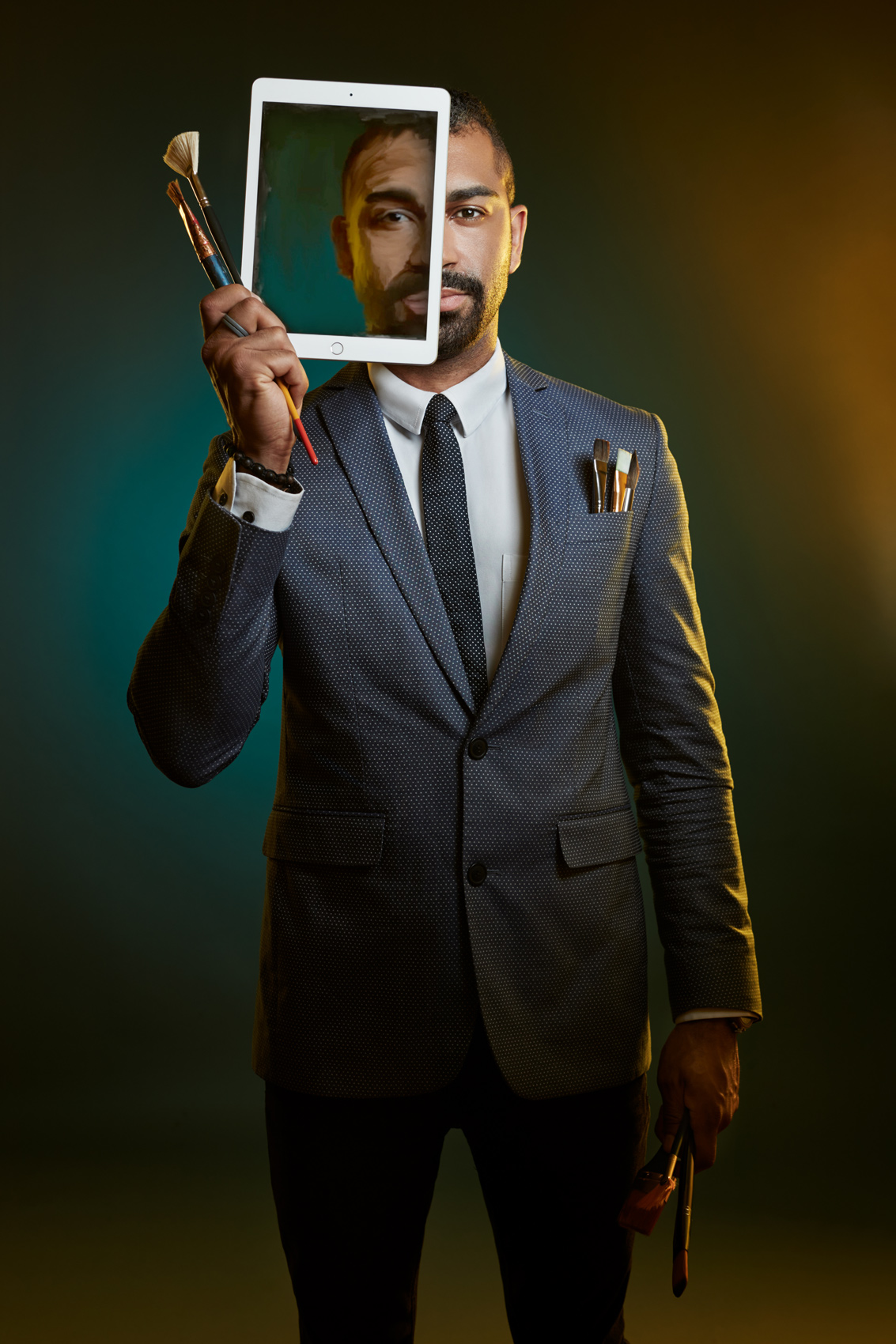Ken_Forbes_Body_iPad_17560_web Professional portrait photography by commercial photographer Ylva Erevall